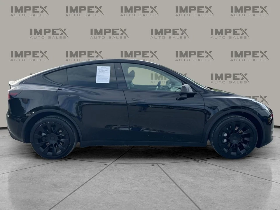 2023 Tesla Model S - Image 6 of 31