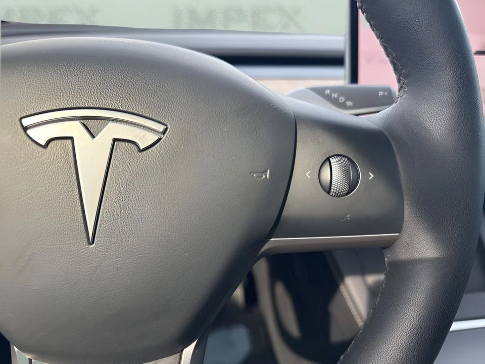 2023 Tesla Model S - Image 18 of 31