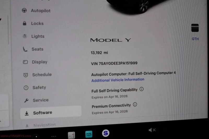 2023 Tesla Model Y - Image 18 of 21