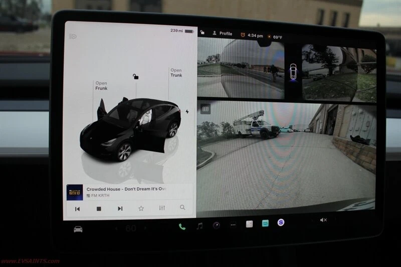2023 Tesla Model Y - Image 20 of 21
