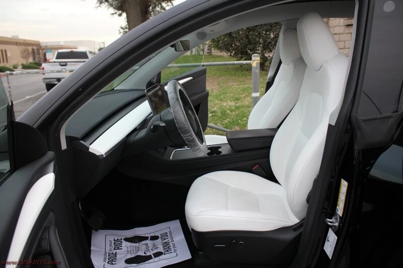 2023 Tesla Model Y - Image 16 of 21