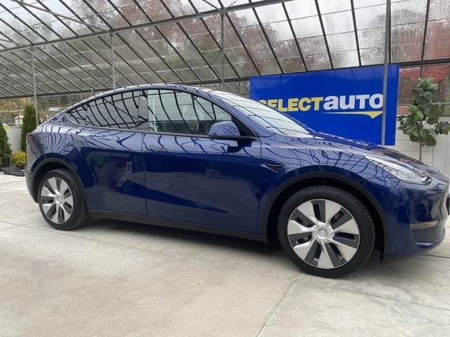 2023 Tesla Model Y - Image 4 of 12