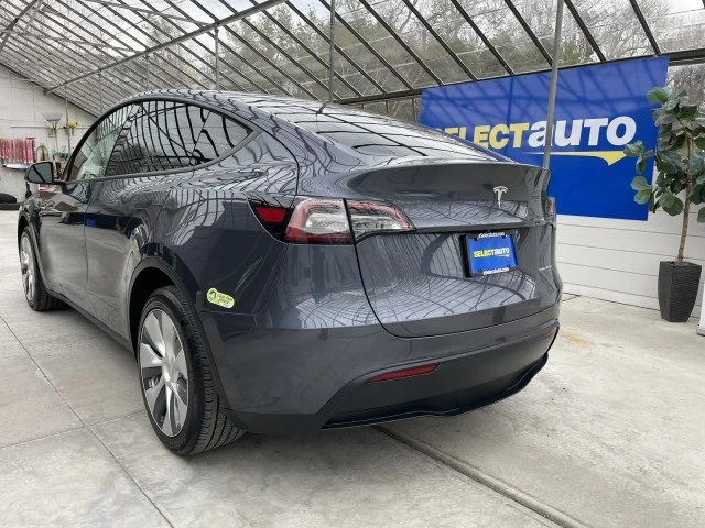 2023 Tesla Model Y - Image 16 of 21