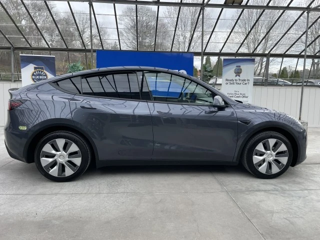 2023 Tesla Model Y - Image 5 of 21