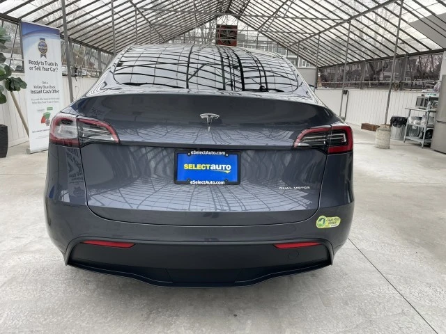 2023 Tesla Model Y - Image 9 of 21
