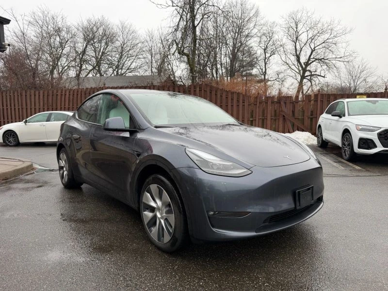 2023 Tesla Model Y - Image 3 of 12