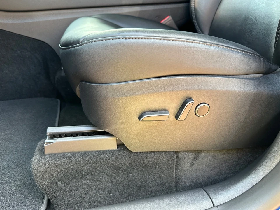 2023 Tesla Model Y - Image 21 of 21