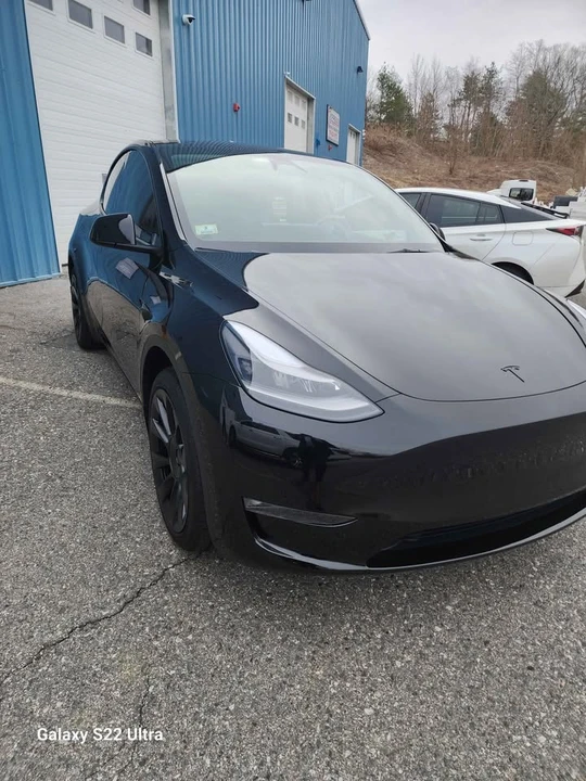 2023 Tesla Model Y - Image 3 of 6