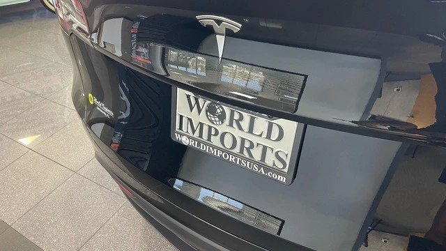 2023 Tesla Model Y - Image 17 of 31