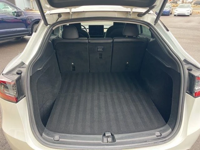 2023 Tesla Model Y - Image 17 of 21