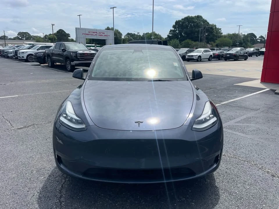 2023 Tesla Model Y - Image 3 of 11