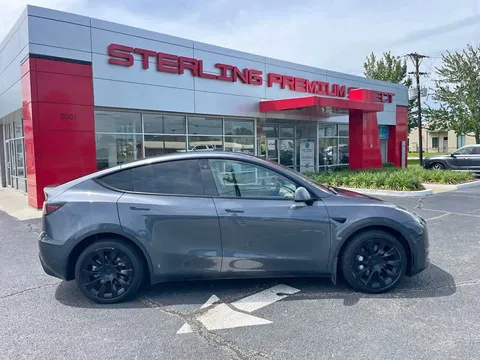 2023 Tesla Model Y Long Range