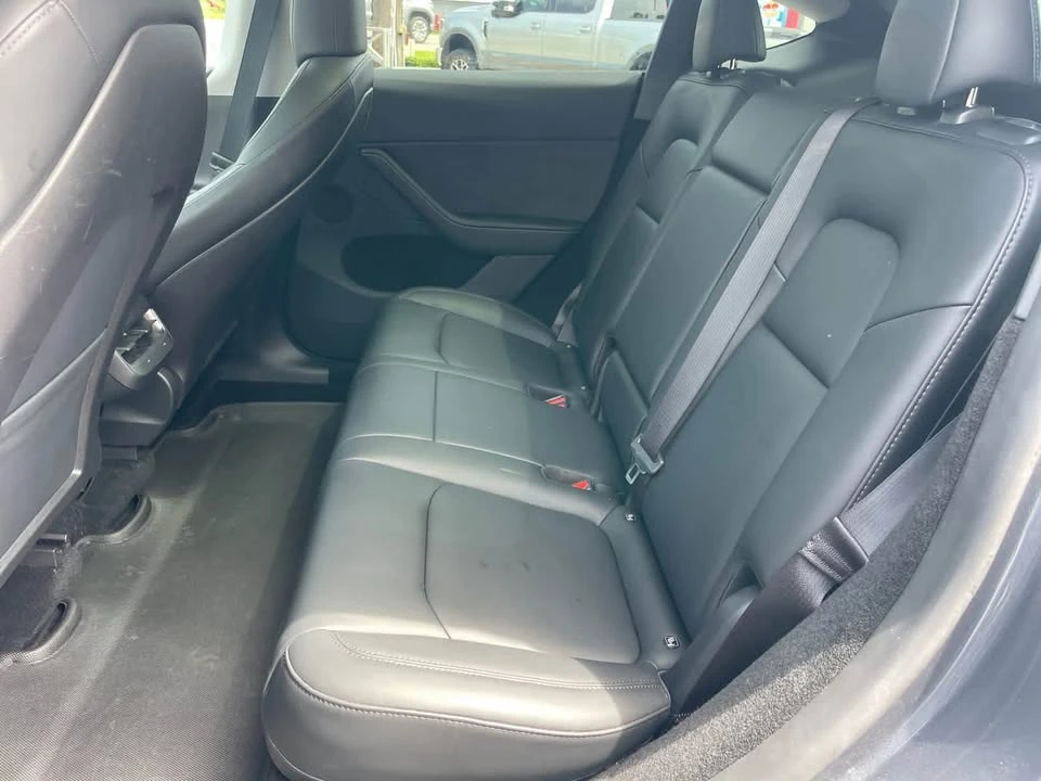 2023 Tesla Model Y - Image 7 of 11