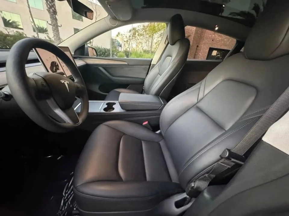 2023 Tesla Model Y - Image 10 of 20