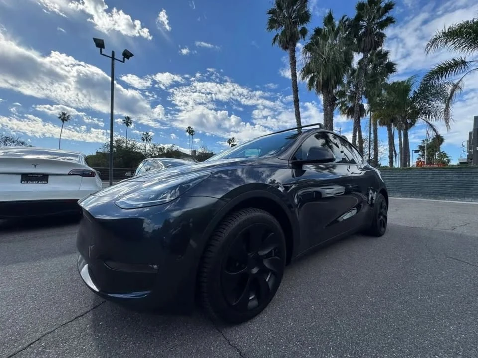 2023 Tesla Model Y - Image 8 of 20