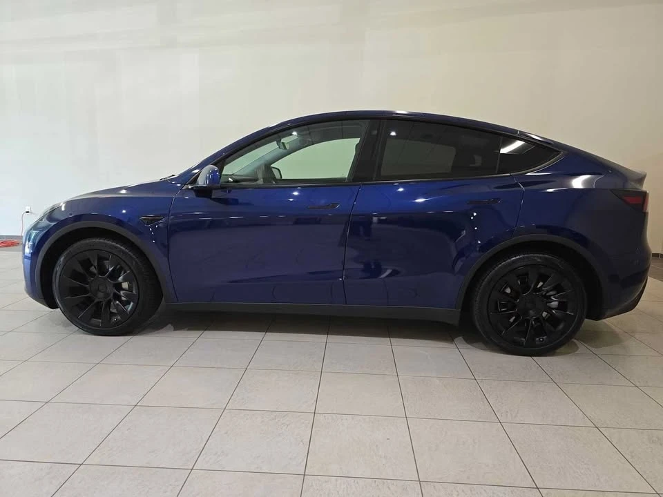 2023 Tesla Model Y - Image 3 of 16