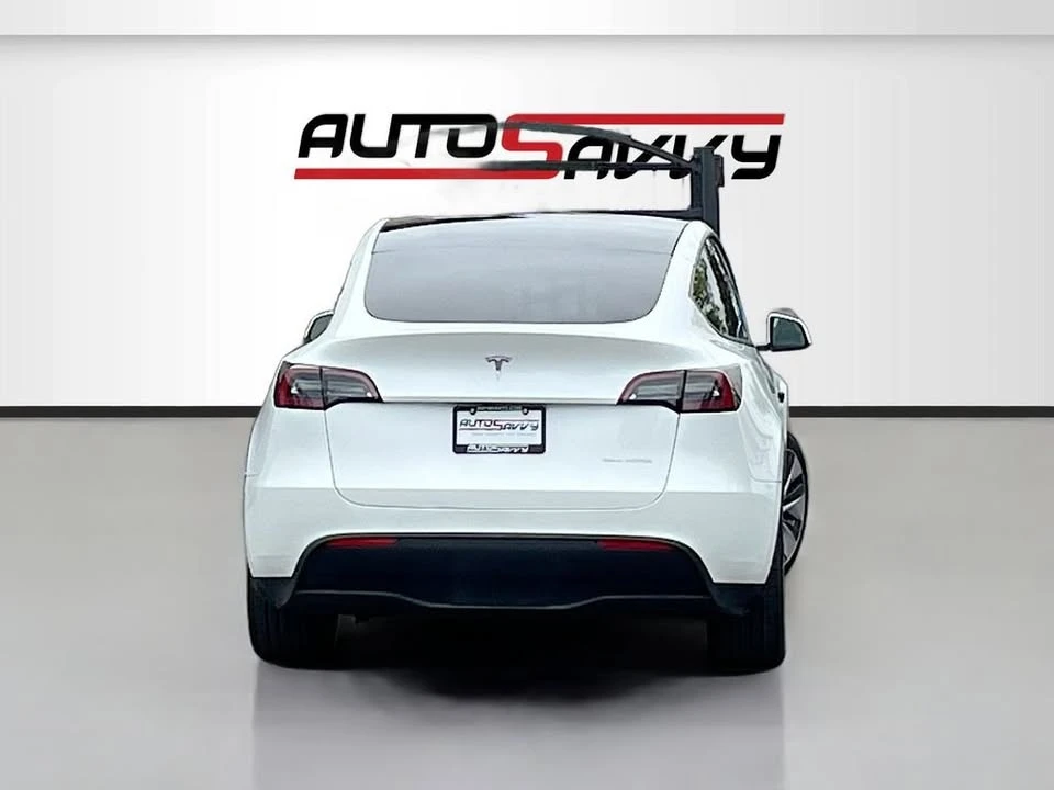 2023 Tesla Model Y - Image 6 of 20