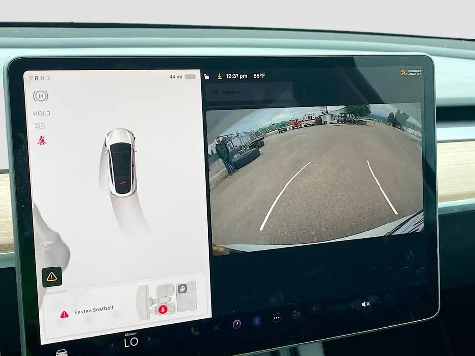2023 Tesla Model Y - Image 12 of 20