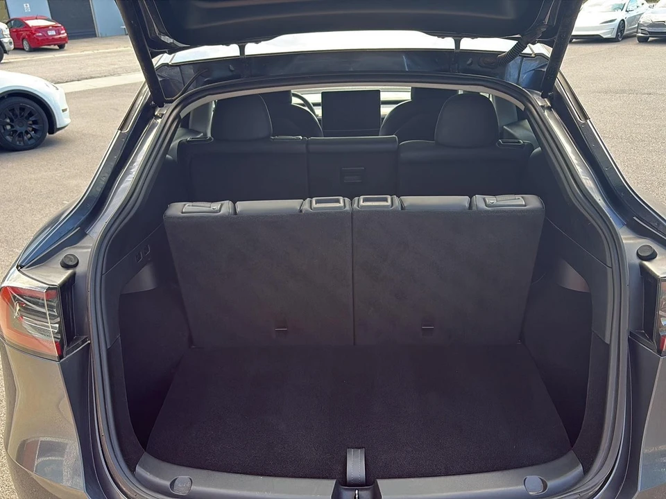 2023 Tesla Model Y - Image 21 of 21
