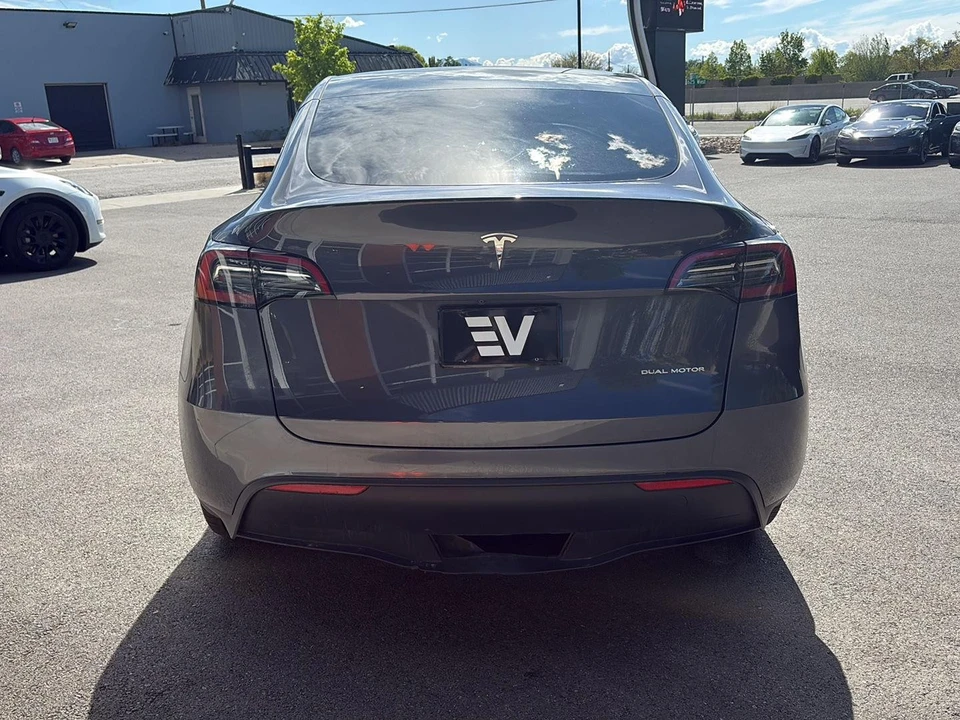 2023 Tesla Model Y - Image 7 of 21