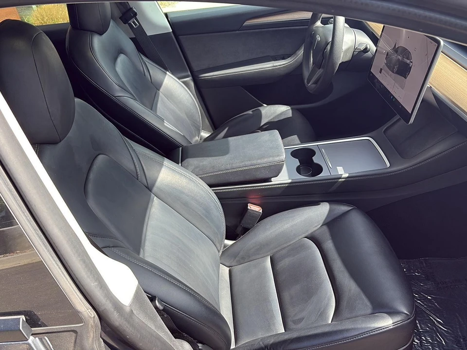 2023 Tesla Model Y - Image 12 of 21