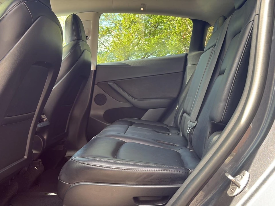 2023 Tesla Model Y - Image 19 of 21