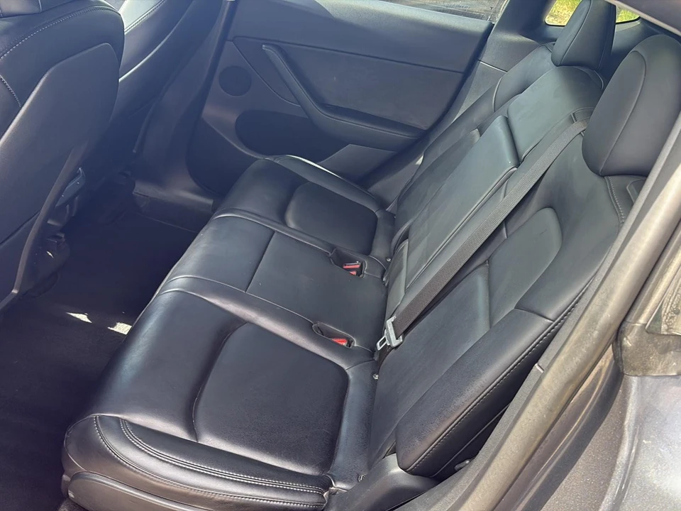 2023 Tesla Model Y - Image 18 of 21