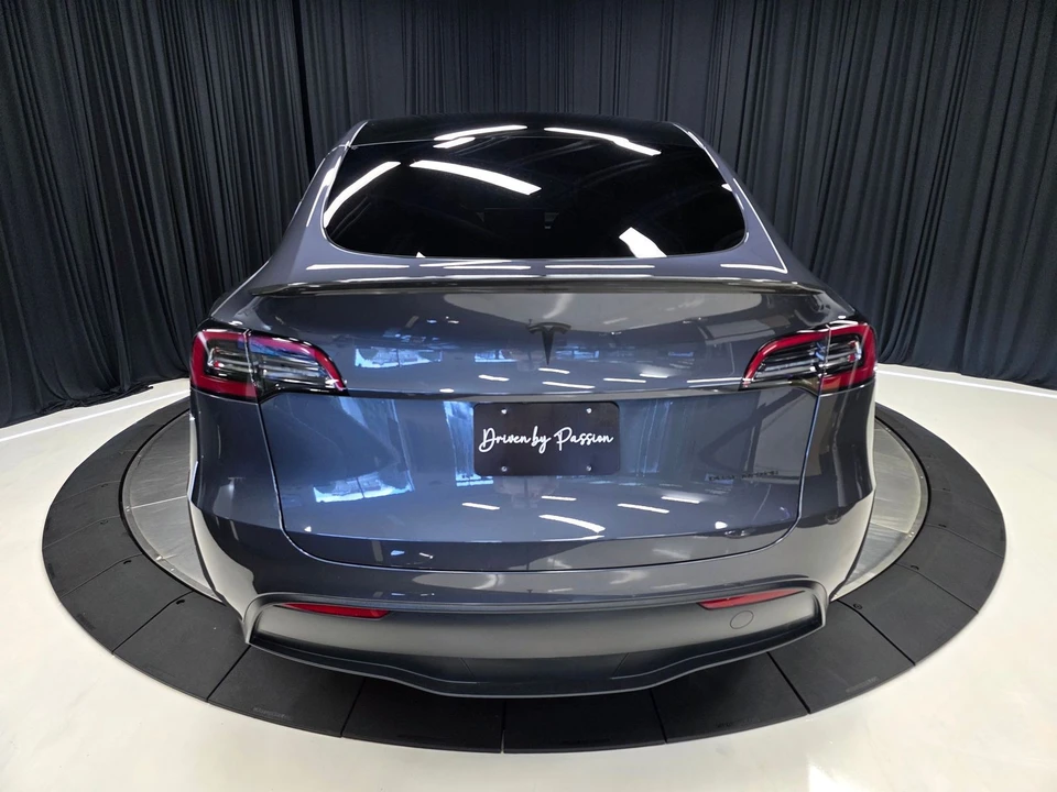 2023 Tesla Model Y - Image 11 of 21