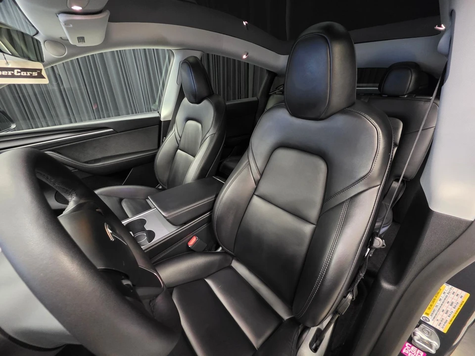 2023 Tesla Model Y - Image 17 of 21