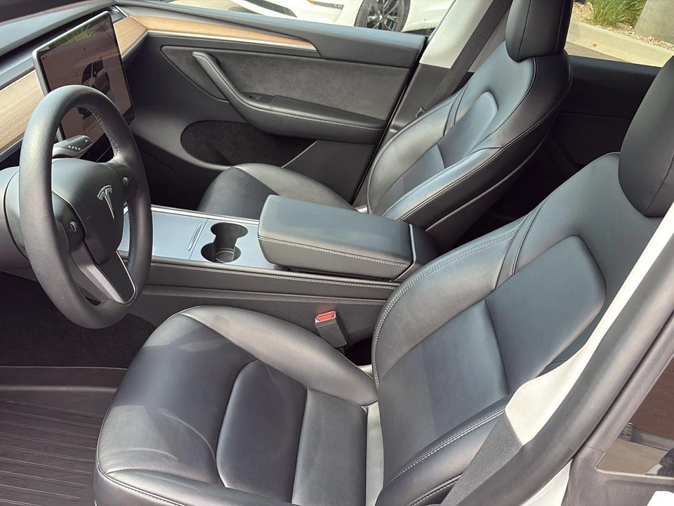 2023 Tesla Model Y - Image 14 of 27