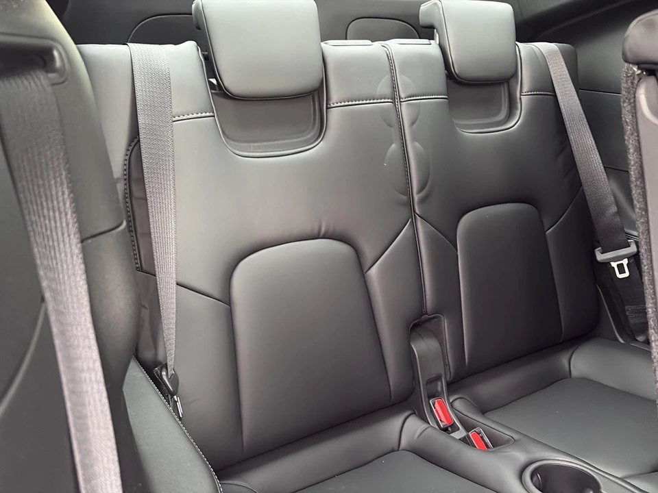 2023 Tesla Model Y - Image 22 of 29
