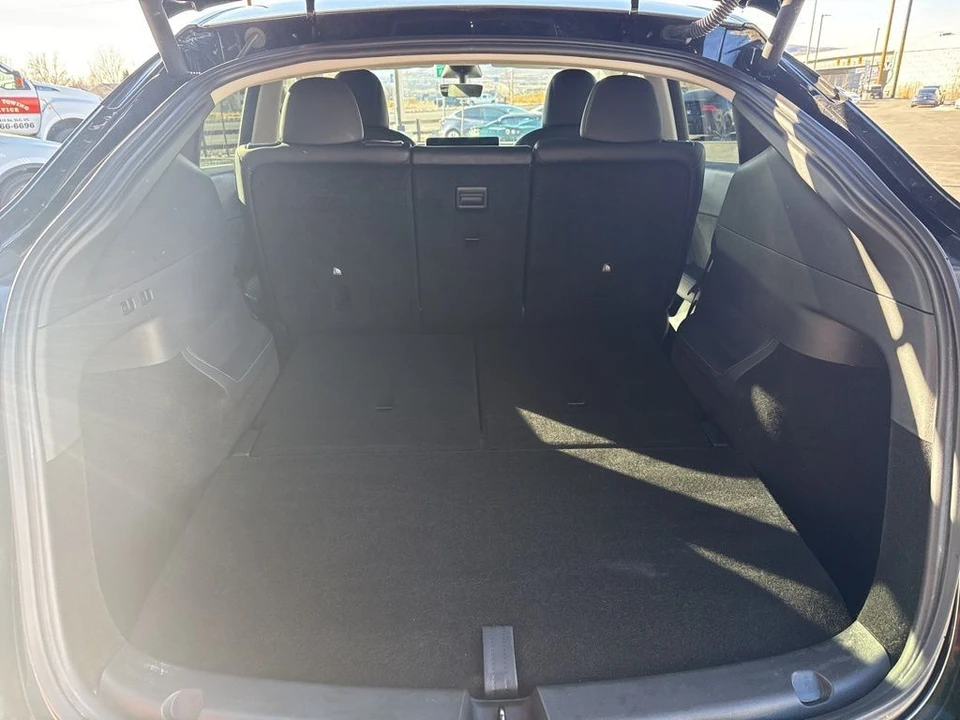 2023 Tesla Model Y - Image 19 of 21