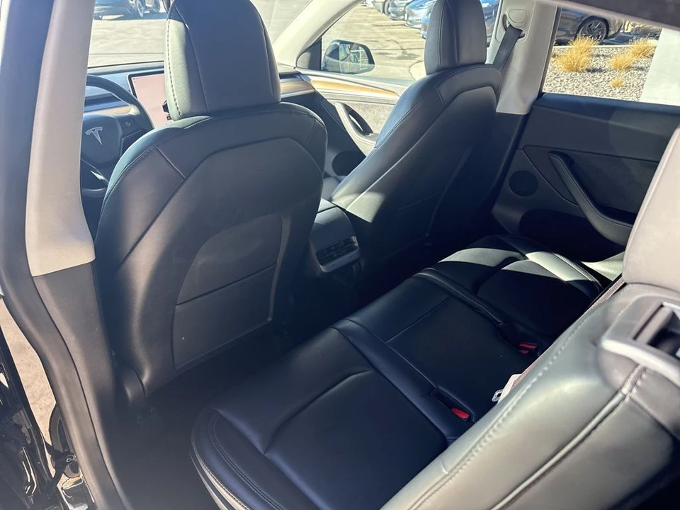 2023 Tesla Model Y - Image 15 of 21