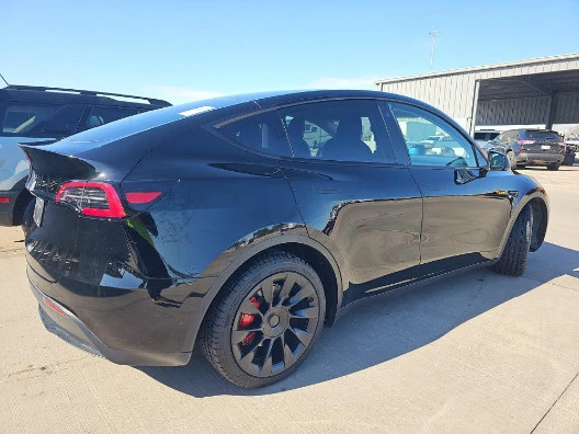 2023 Tesla Model Y - Image 3 of 6