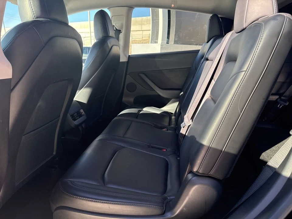 2023 Tesla Model Y - Image 16 of 21