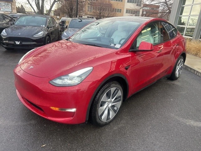 2023 Tesla Model Y - Image 4 of 21