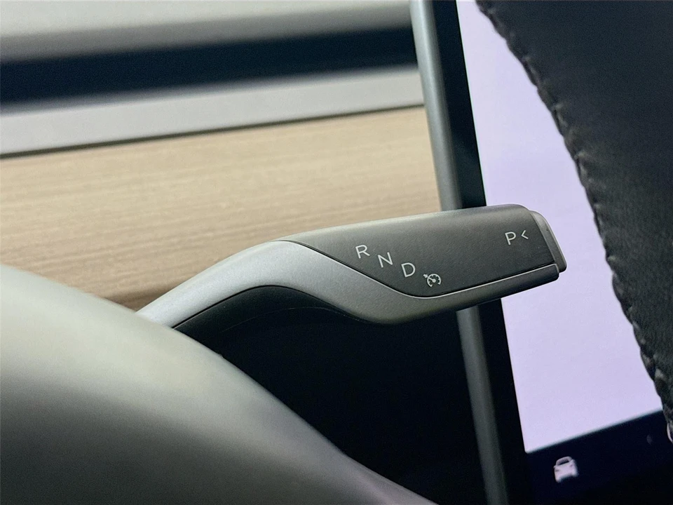 2023 Tesla Model Y - Image 6 of 14