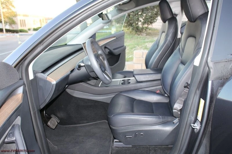 2023 Tesla Model Y - Image 15 of 20