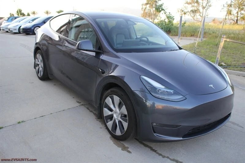 2023 Tesla Model Y - Image 3 of 20
