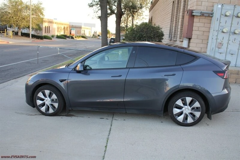 2023 Tesla Model Y - Image 4 of 20