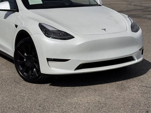 2023 Tesla Model Y - Image 3 of 21