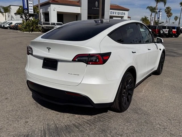 2023 Tesla Model Y - Image 12 of 21