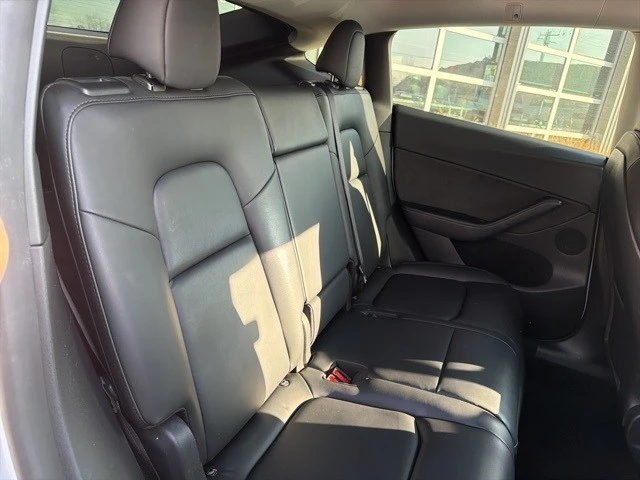 2023 Tesla Model Y - Image 20 of 21