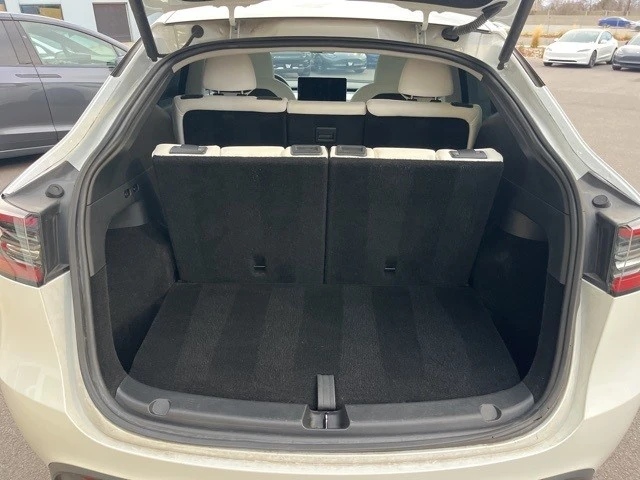 2023 Tesla Model Y - Image 14 of 21