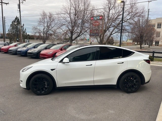 2023 Tesla Model Y - Image 3 of 21