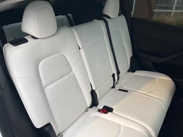 2023 Tesla Model Y - Image 17 of 21
