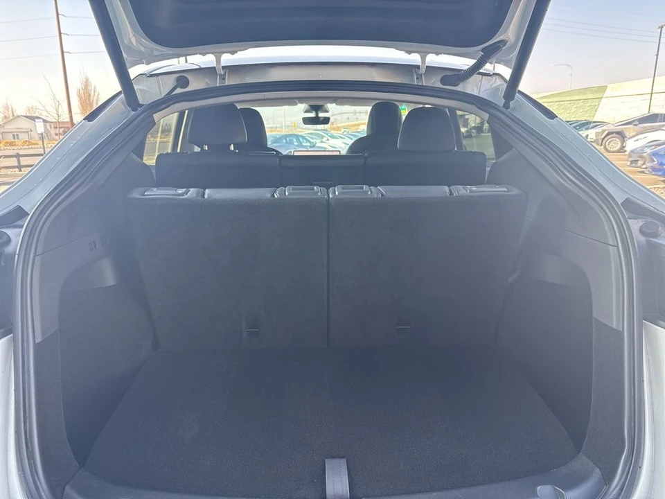 2023 Tesla Model Y - Image 18 of 21