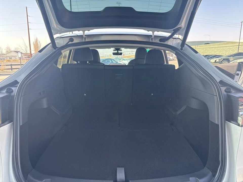 2023 Tesla Model Y - Image 17 of 21