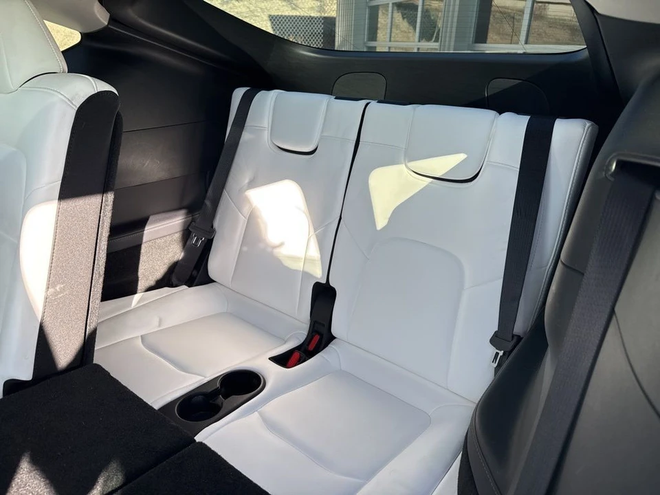 2023 Tesla Model Y - Image 17 of 21