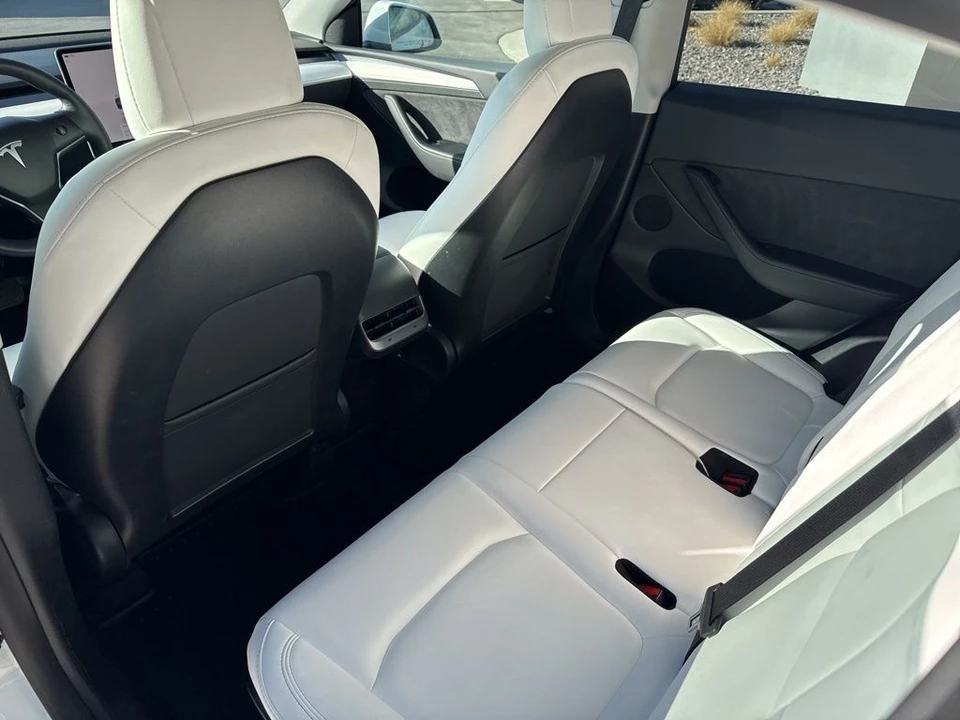 2023 Tesla Model Y - Image 15 of 21